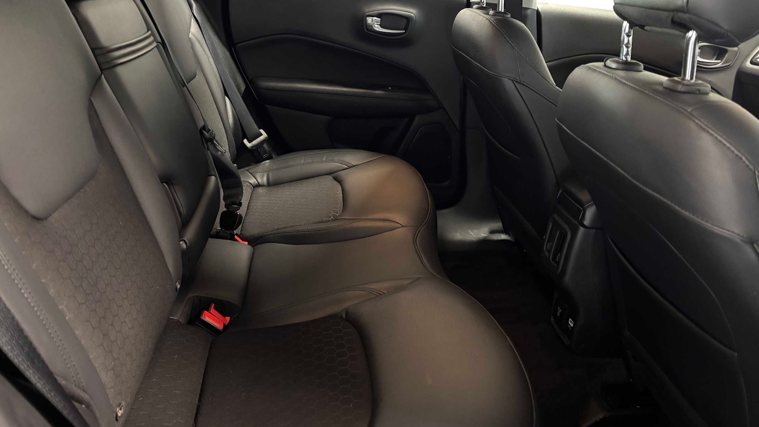 Used Jeep Compass 2020 for sale - 78187815: Photo 23