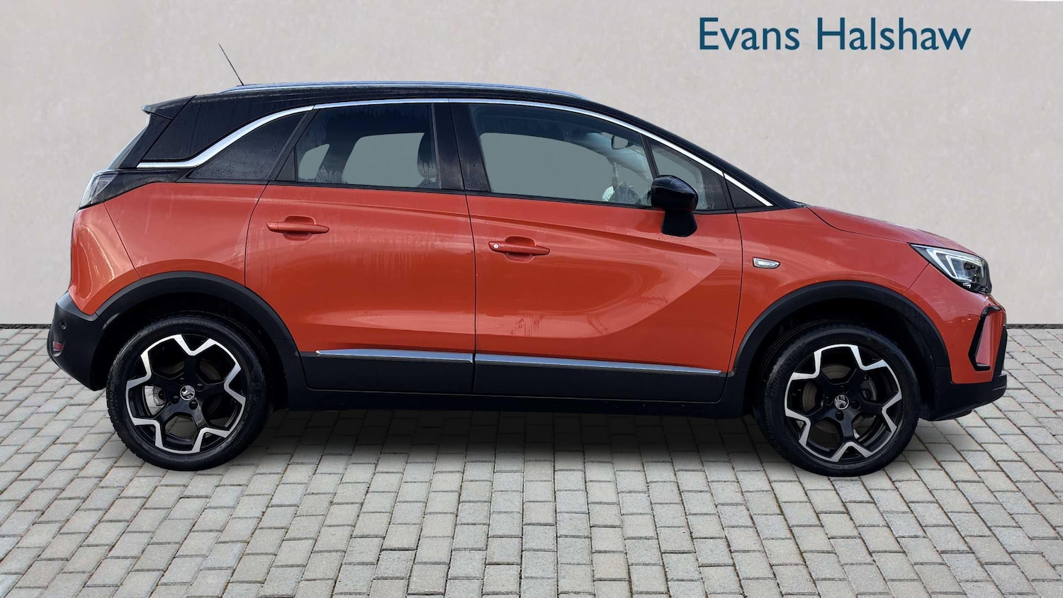 Used Vauxhall Crossland 2022 for sale - 76875665: Photo 3