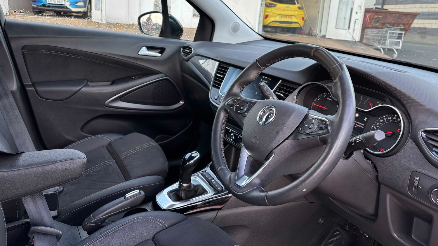 Used Vauxhall Crossland 2022 for sale - 76875665: Photo 6