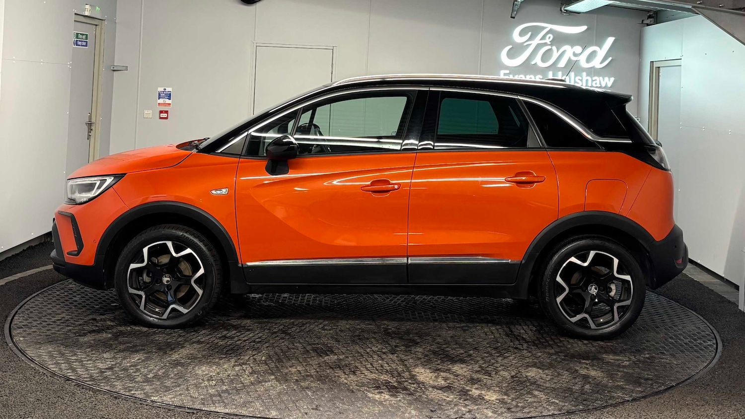 Used Vauxhall Crossland 2022 for sale - 76875665: Photo 8