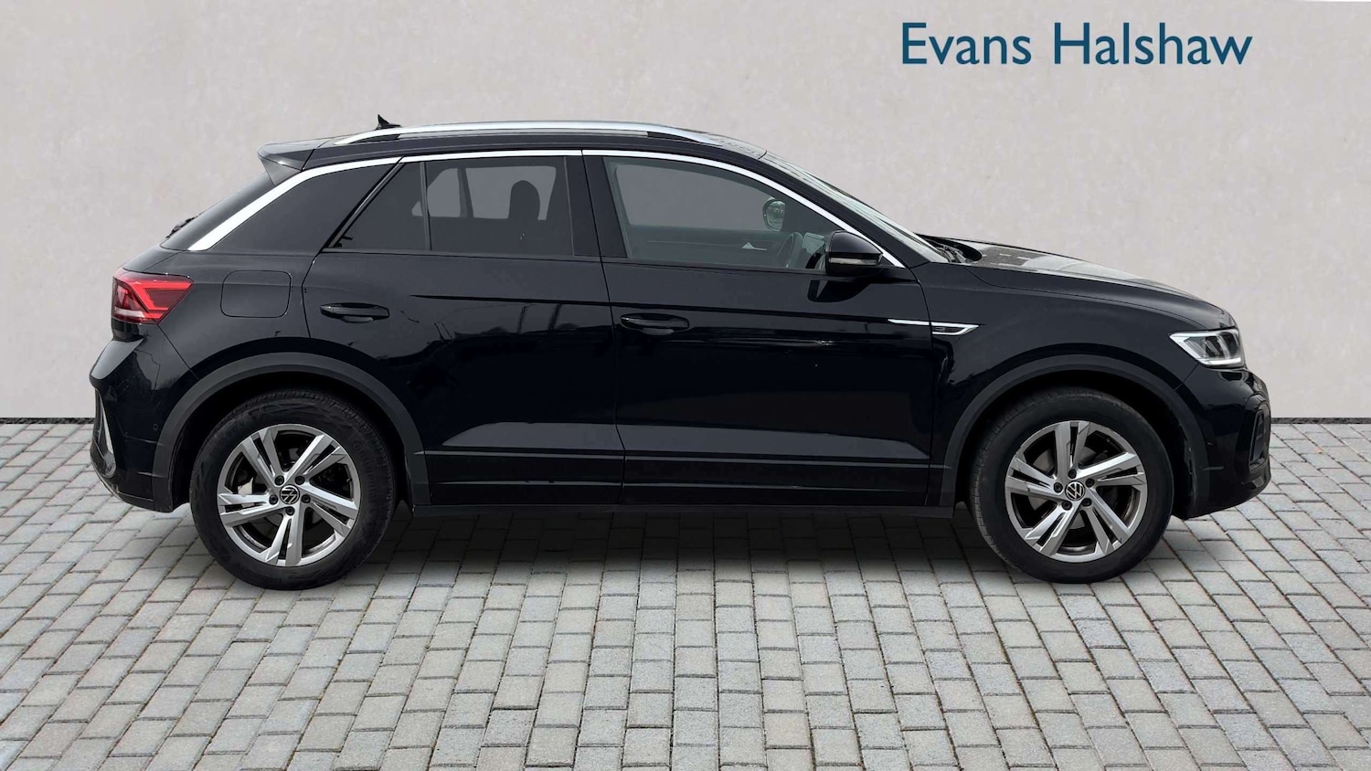 Used Volkswagen T-Roc 2022 for sale - 78208890: Photo 3