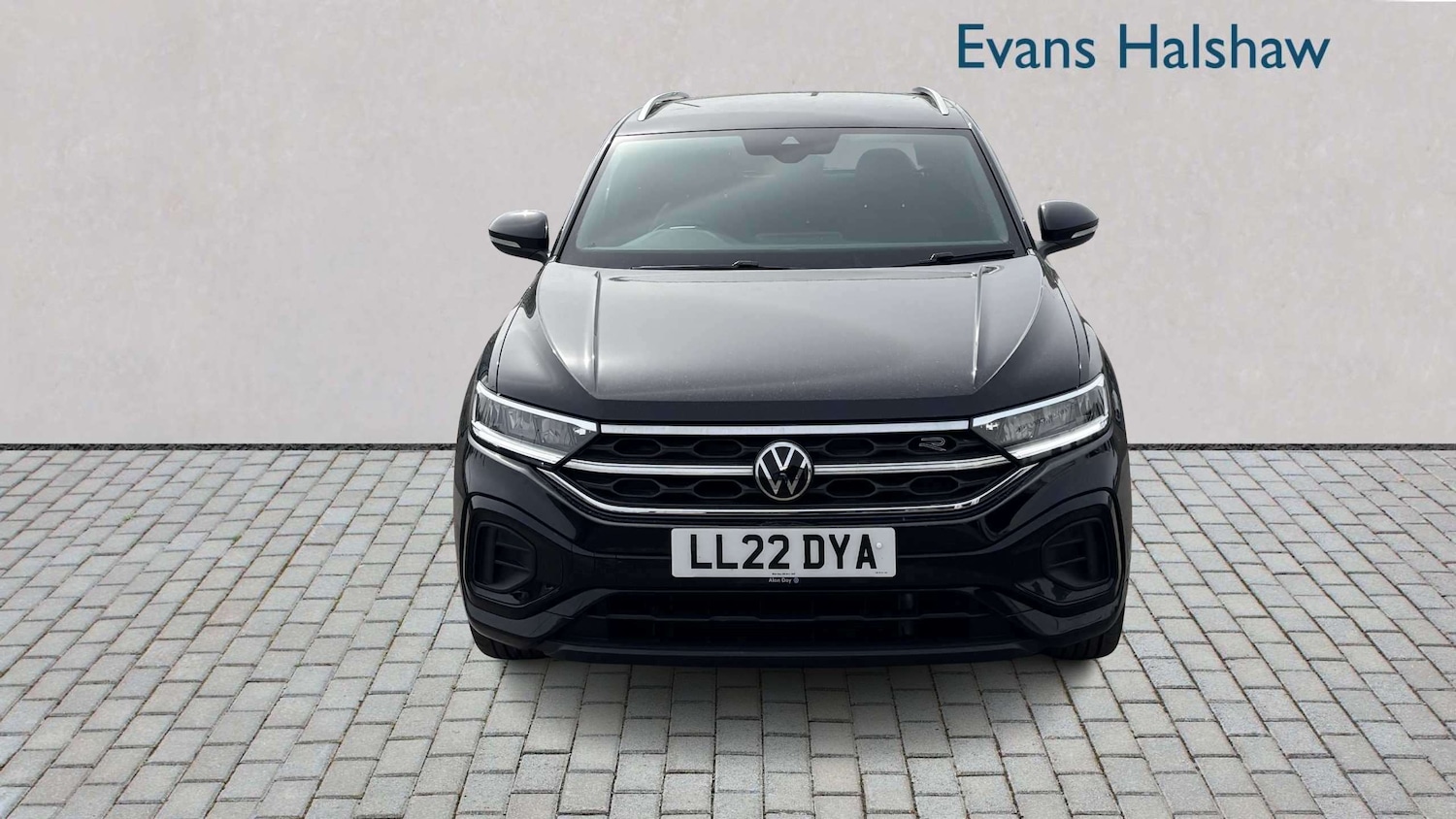 Used Volkswagen T-Roc 2022 for sale - 78208890: Photo 4