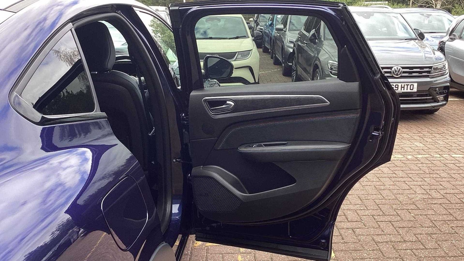 Vehicle 21