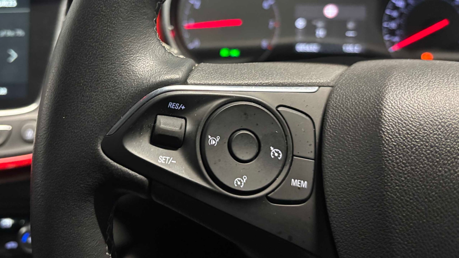 Used Vauxhall Crossland 2023 for sale - 77294204: Photo 16