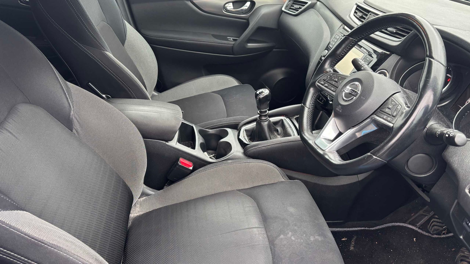 Used Nissan Qashqai 2017 for sale - 77540652: Photo 7