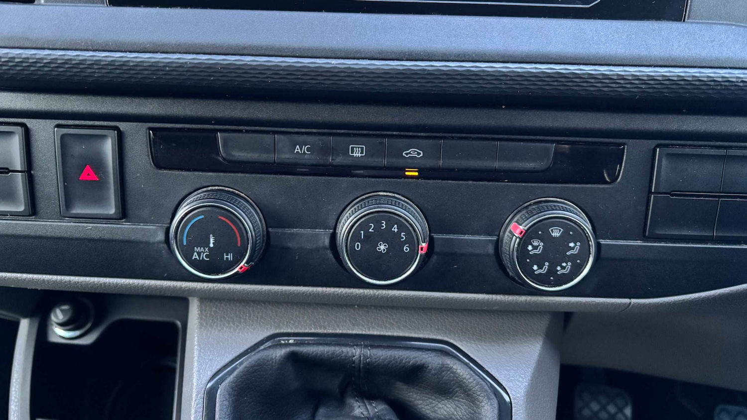 Used Volkswagen Transporter Shuttle 2020 for sale - 76553163: Photo 20