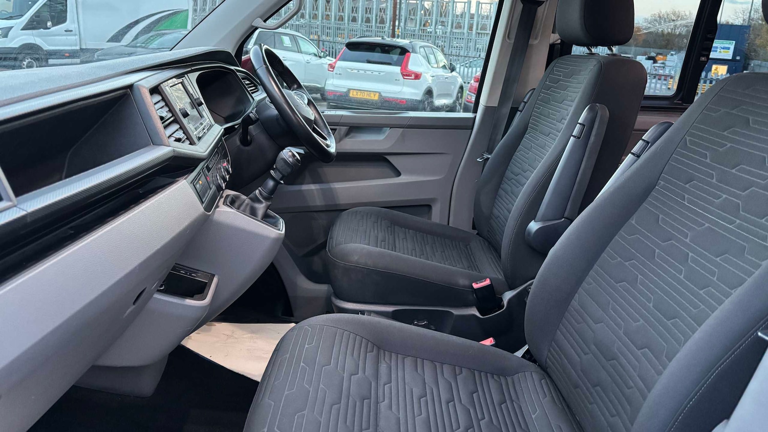 Used Volkswagen Transporter Shuttle 2020 for sale - 76553163: Photo 33