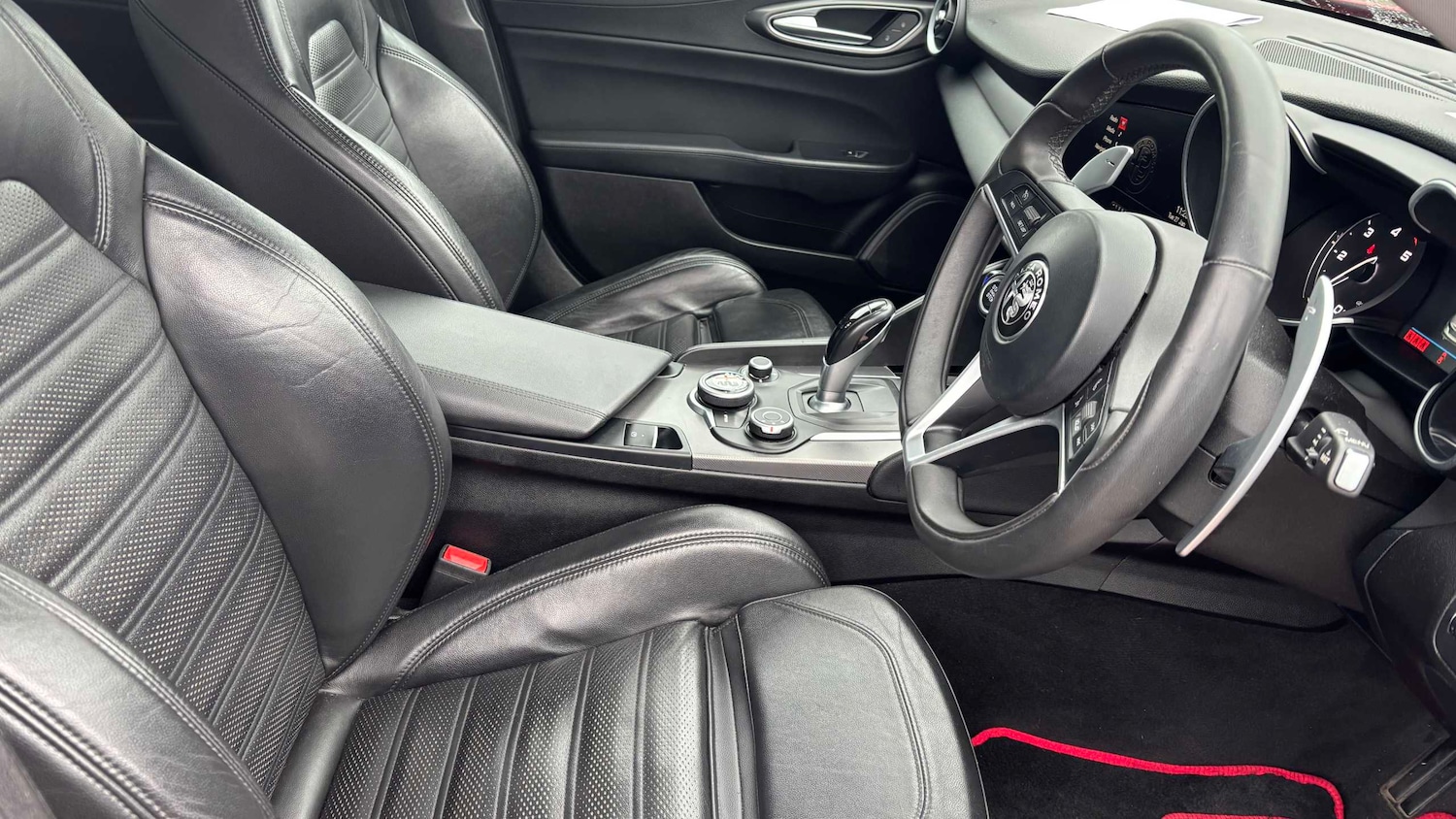 Used Alfa Romeo Giulia 2017 for sale - 77347911: Photo 7