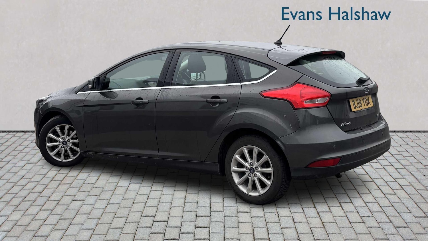 Used Ford Focus 2018 for sale - 77333949: Photo 2