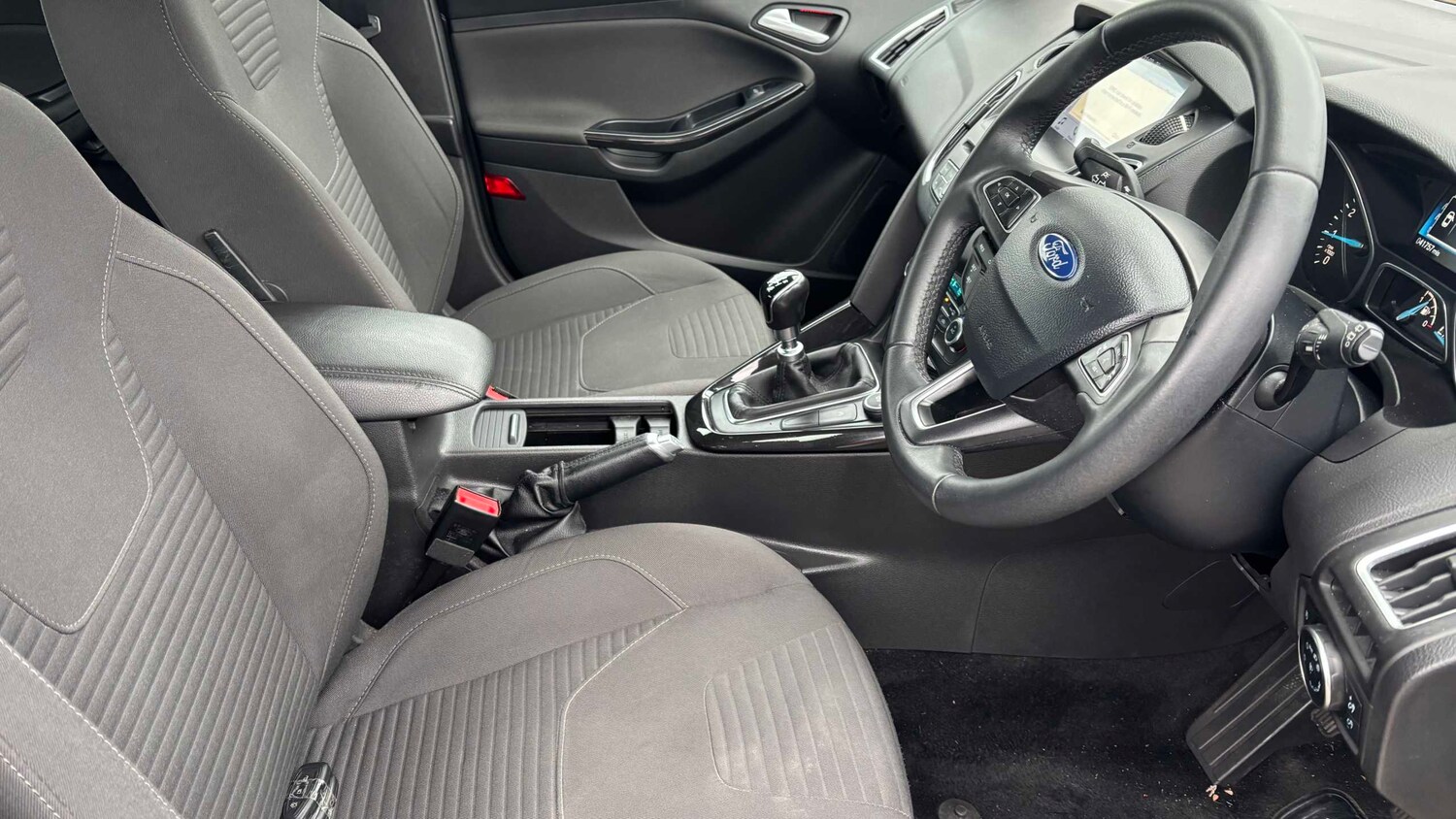 Used Ford Focus 2018 for sale - 77333949: Photo 7