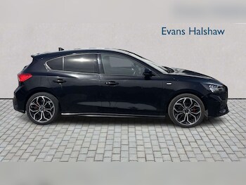 Used Ford Focus 2021 for sale - 78678395: Photo