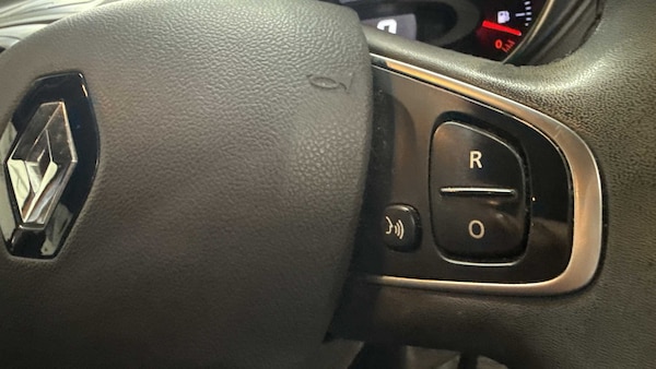 Used Renault Captur 2017 for sale - 76286294: Photo 16