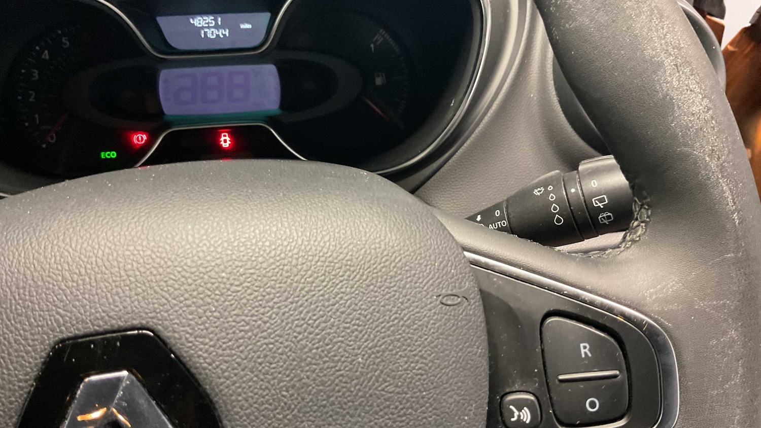 Used Renault Captur 2017 for sale - 76286294: Photo 17