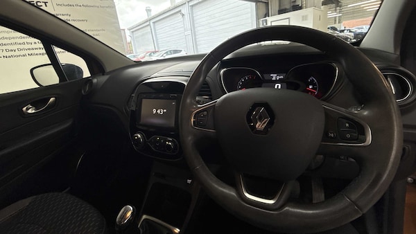 Used Renault Captur 2017 for sale - 76286294: Photo 18