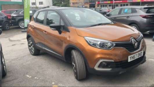 Used Renault Captur 2017 for sale - 76286294: Photo 1