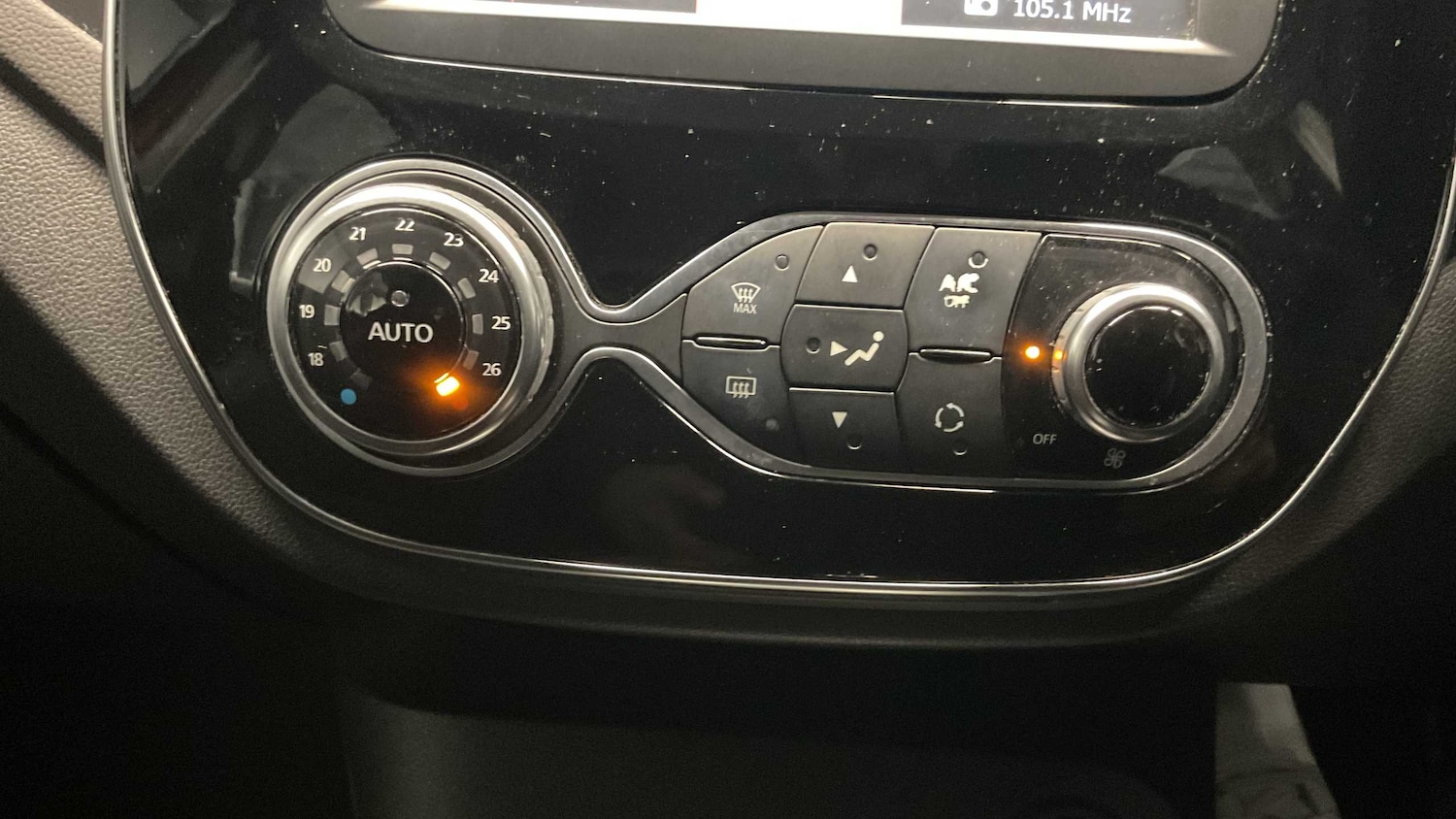 Used Renault Captur 2017 for sale - 76286294: Photo 20