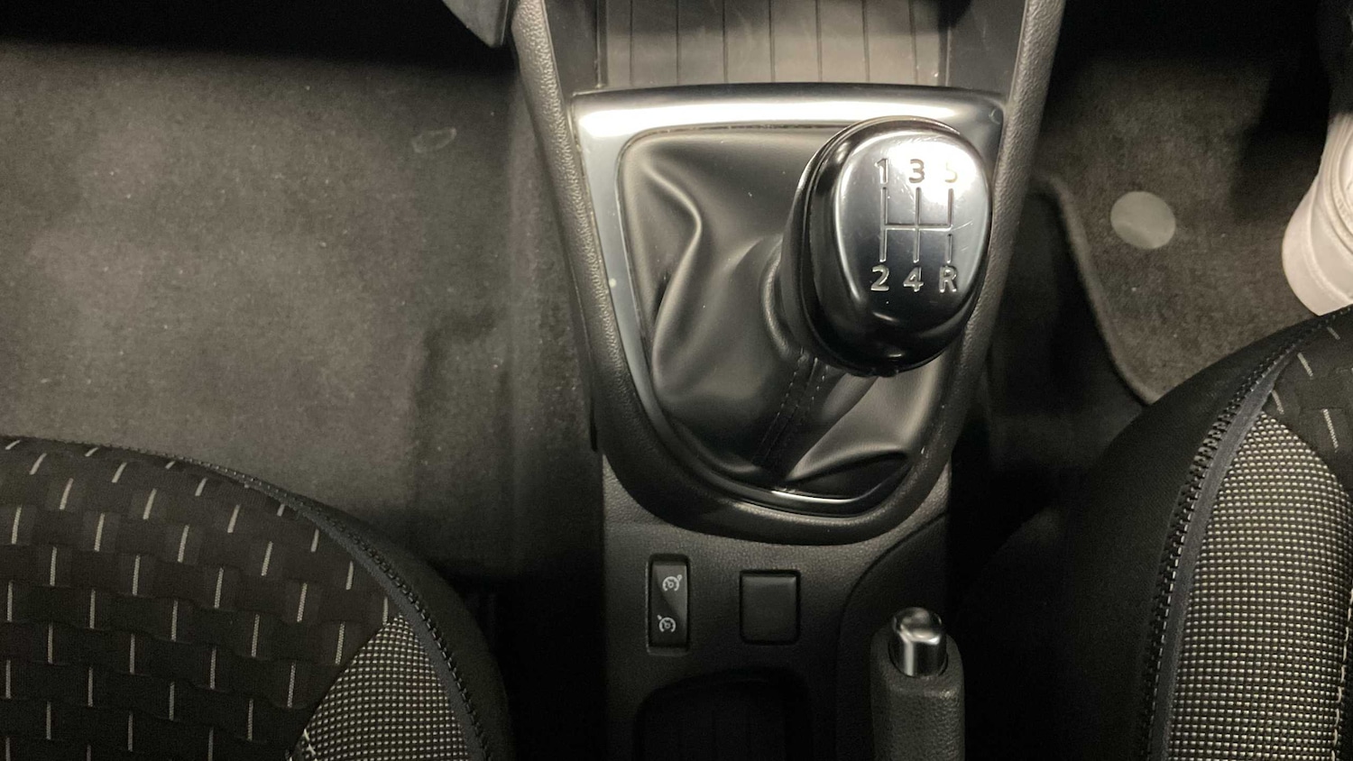 Used Renault Captur 2017 for sale - 76286294: Photo 22