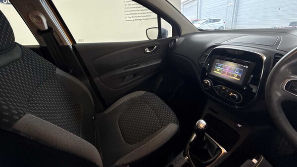 Used Renault Captur 2017 for sale - 76286294: Photo 23