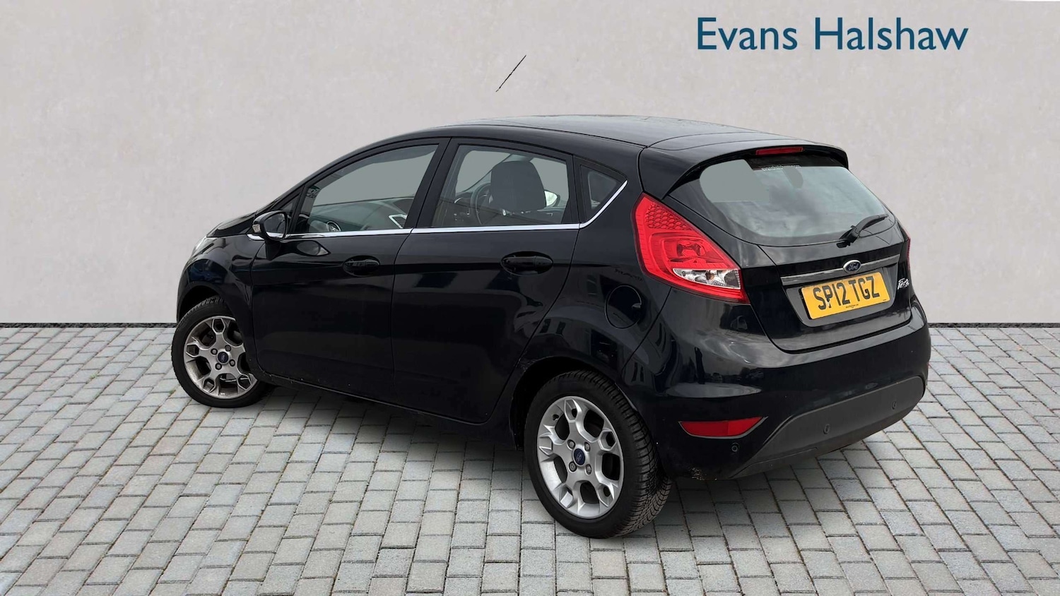 Used Ford Fiesta 2012 for sale - 78129671: Photo 2