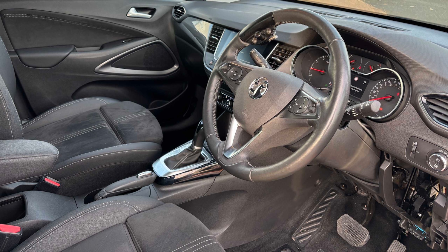 Used Vauxhall Crossland 2022 for sale - 76842987: Photo 6