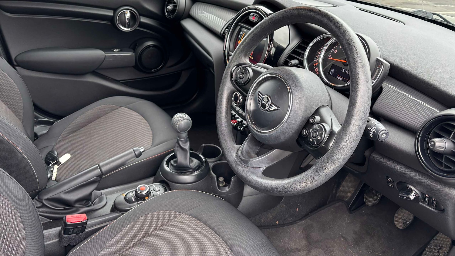 Used MINI Hatch 2018 for sale - 76732194: Photo 6