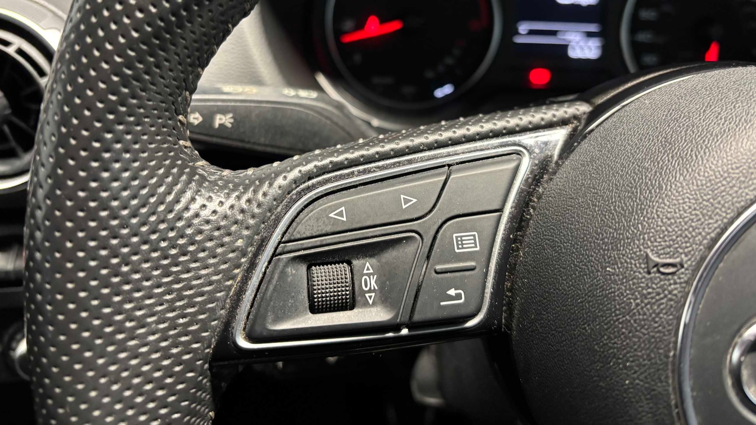 Used Audi Q2 2020 for sale - 76732279: Photo 16