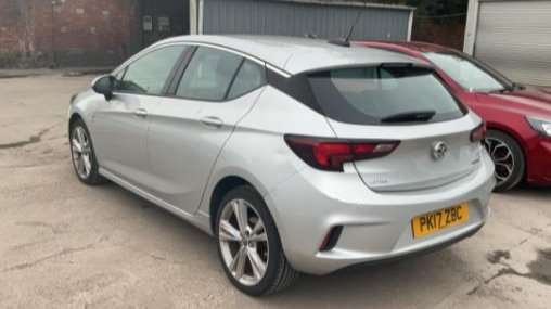Used Vauxhall Astra 2017 for sale - 76272237: Photo 3