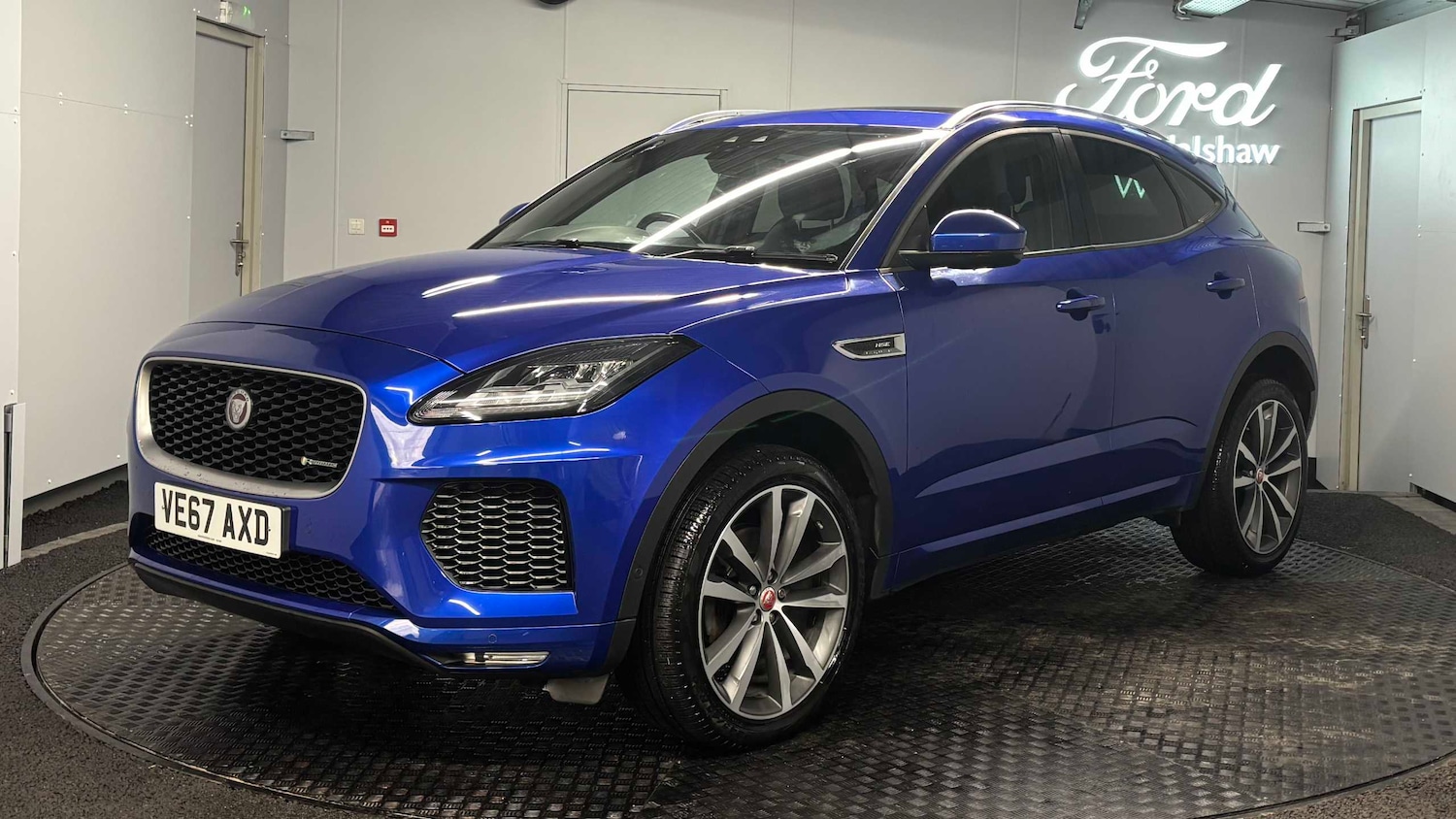 Used Jaguar E-Pace 2017 for sale - 77270345: Photo 3