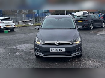 Used Volkswagen Touran 2020 for sale - 77601331: Photo