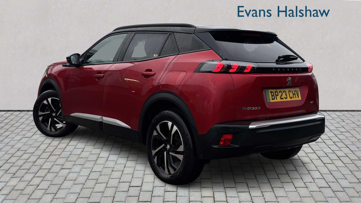 Used Peugeot 2008 2023 for sale - 77032222: Photo 2