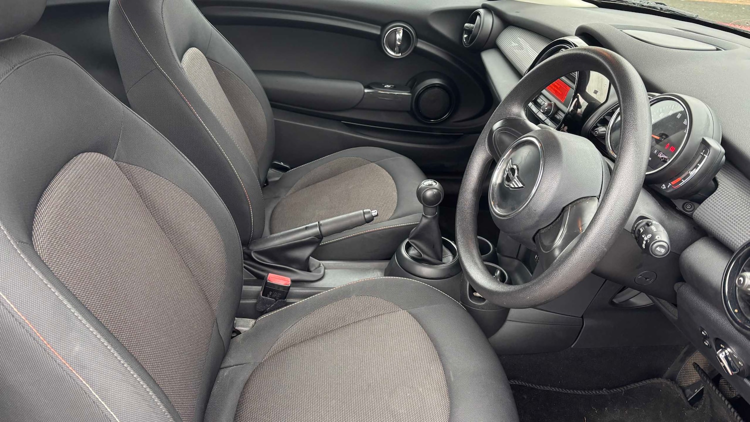 Used MINI Hatch 2018 for sale - 76955258: Photo 7