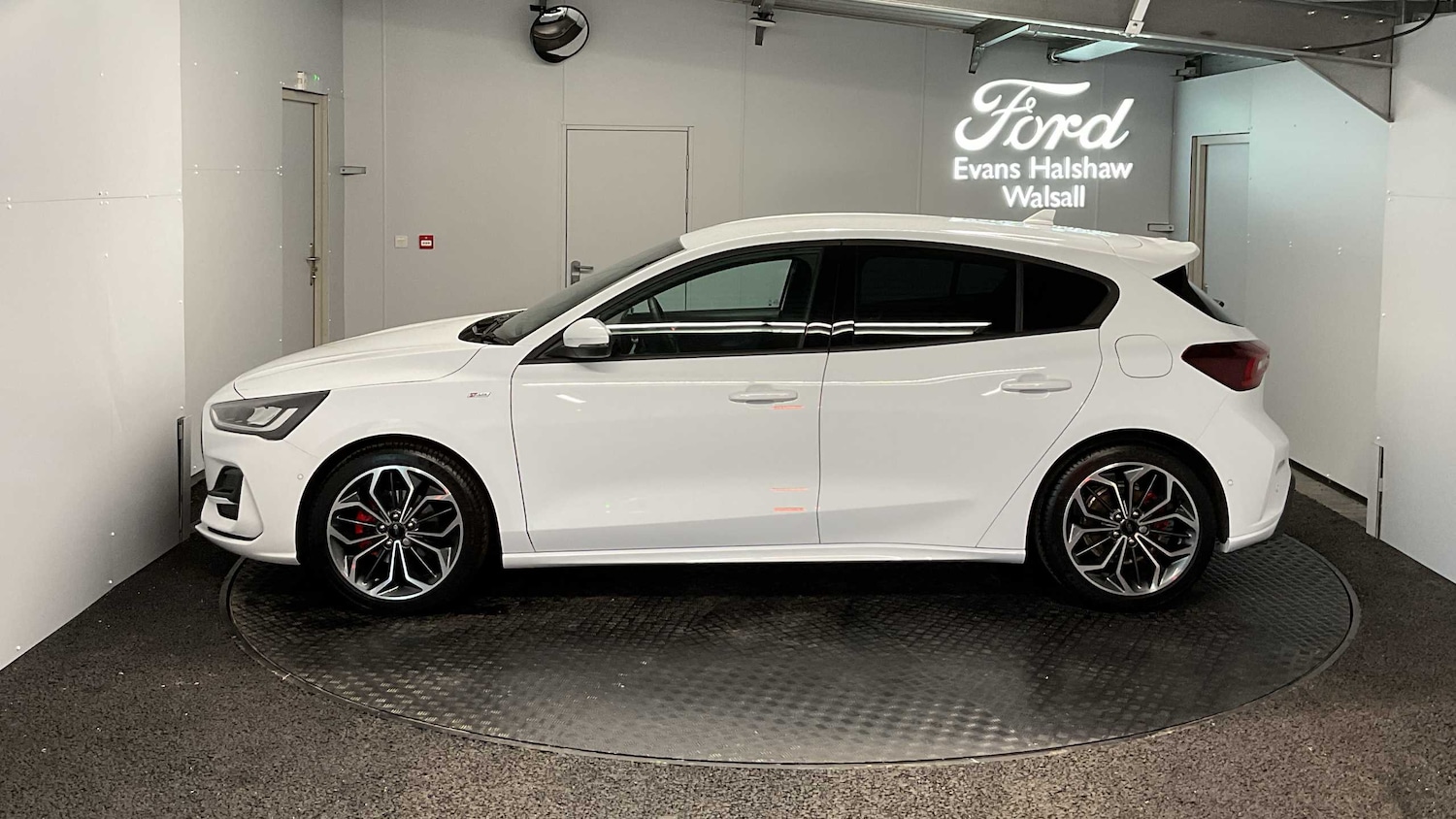 Used Ford Focus 2025 for sale - 76889700: Photo 4