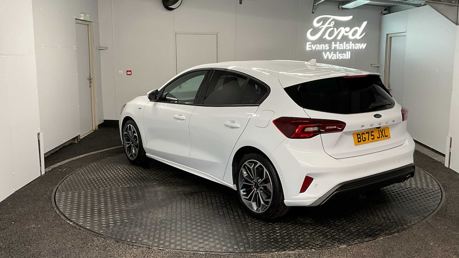 Used Ford Focus 2025 for sale - 76889700: Photo 5