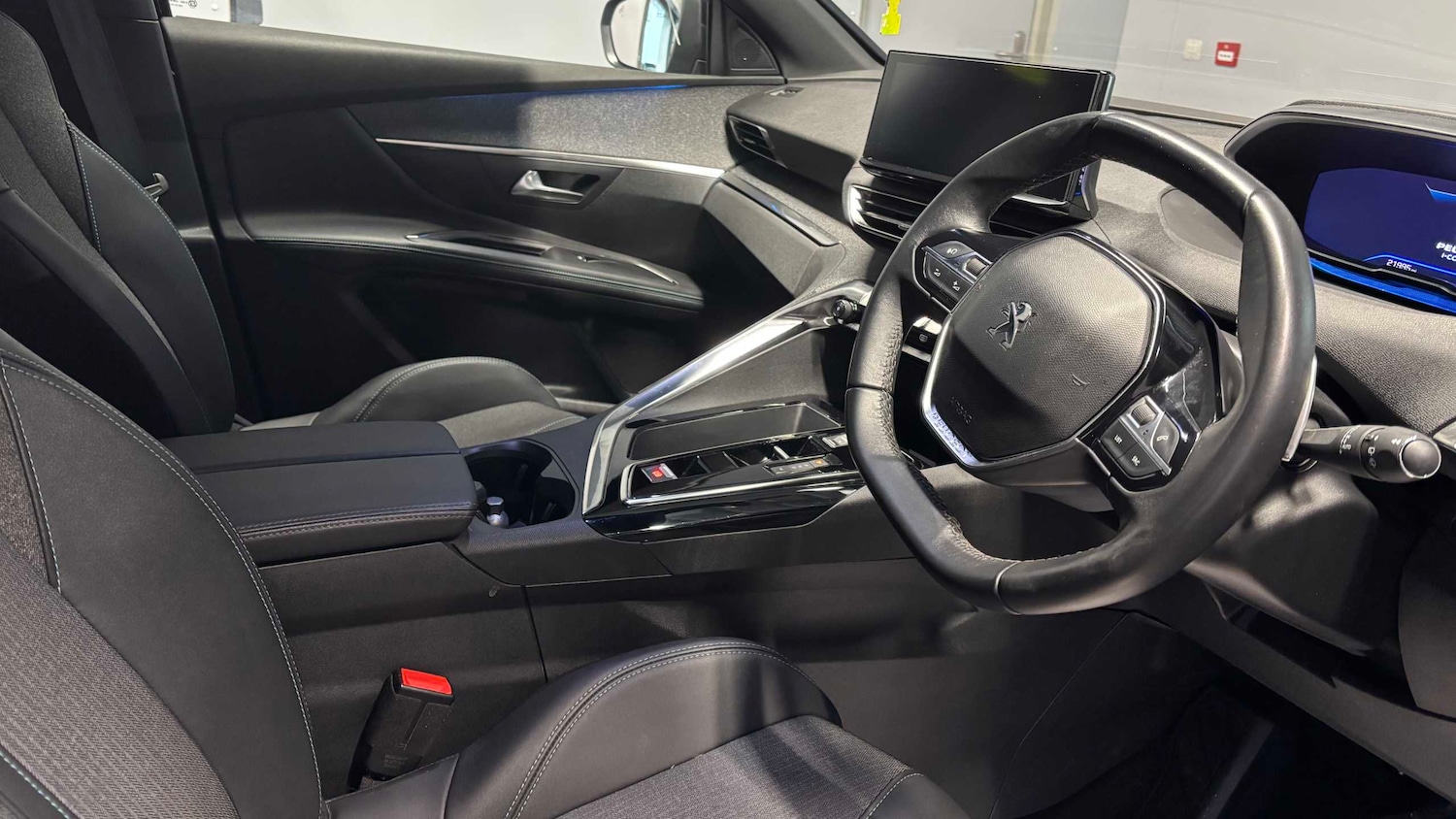 Used Peugeot 5008 2023 for sale - 76732237: Photo 13