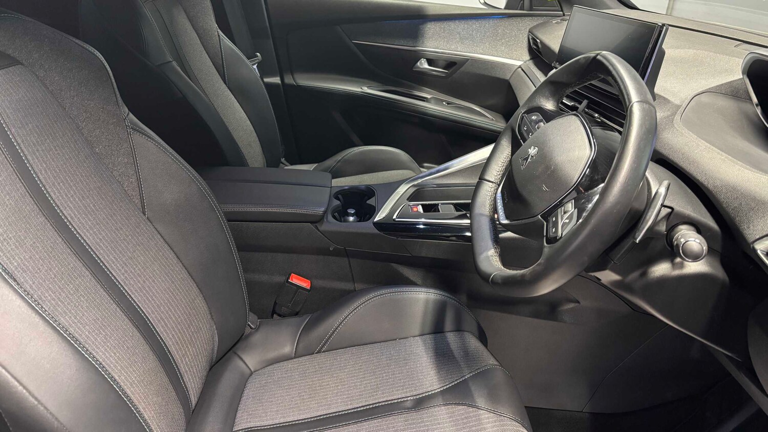 Used Peugeot 5008 2023 for sale - 76732237: Photo 14