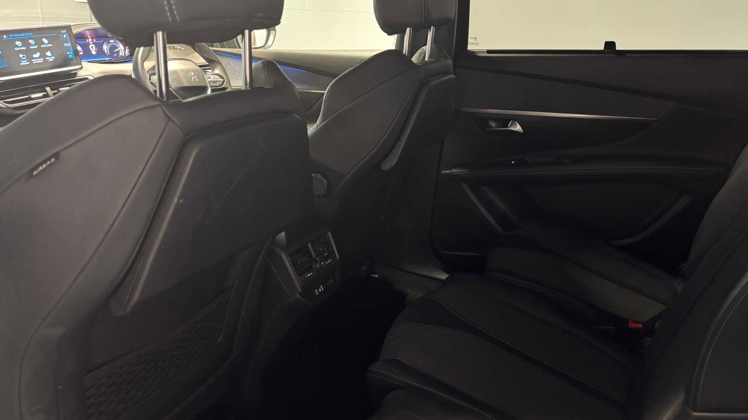 Used Peugeot 5008 2023 for sale - 76732237: Photo 27