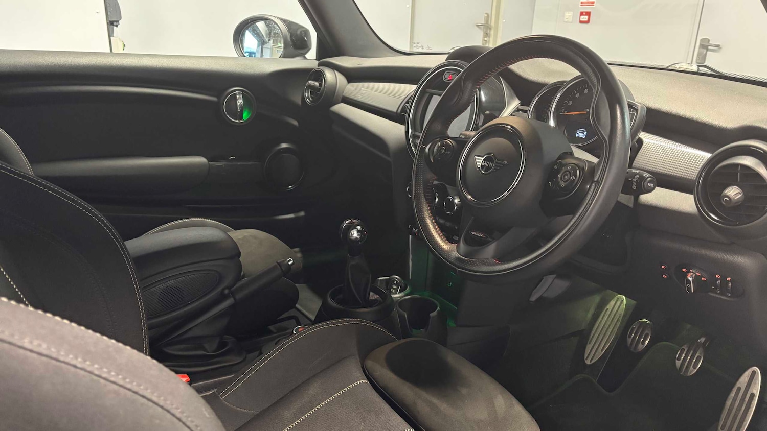 Used MINI Hatch 2021 for sale - 77011304: Photo 13