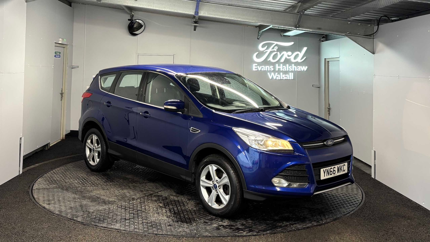 Used Ford Kuga 2016 for sale - 77561043: Photo 1