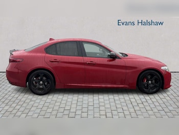 Used Alfa Romeo Giulia 2017 for sale - 77561032: Photo
