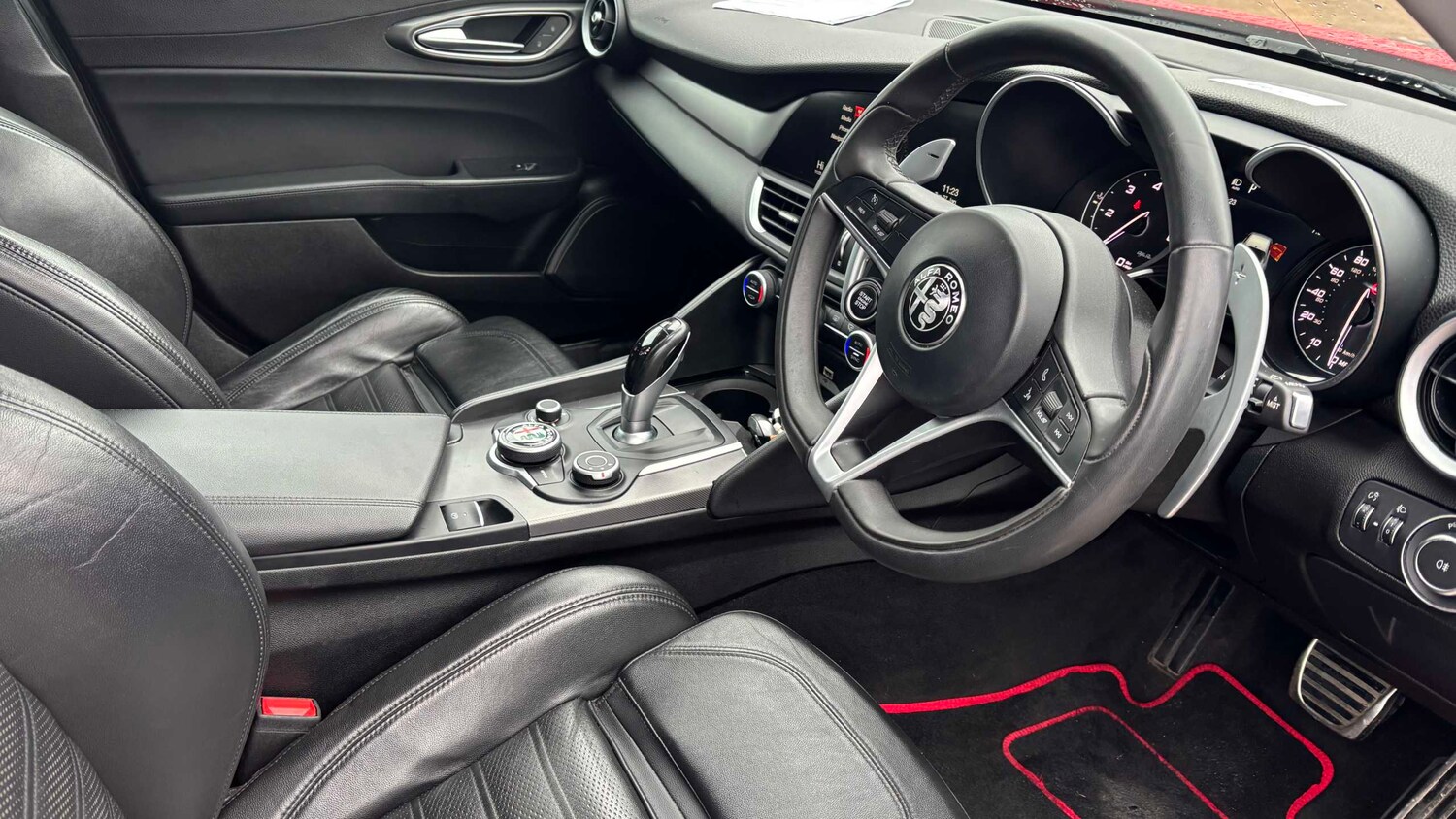 Used Alfa Romeo Giulia 2017 for sale - 77561032: Photo 6