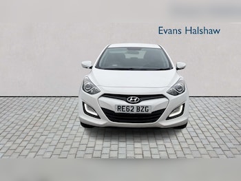 Used Hyundai i30 2012 for sale - 77082943: Photo