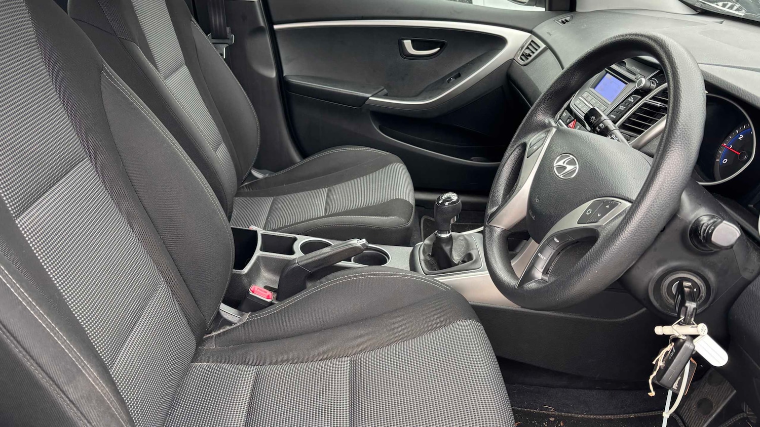 Used Hyundai i30 2012 for sale - 77082943: Photo 7