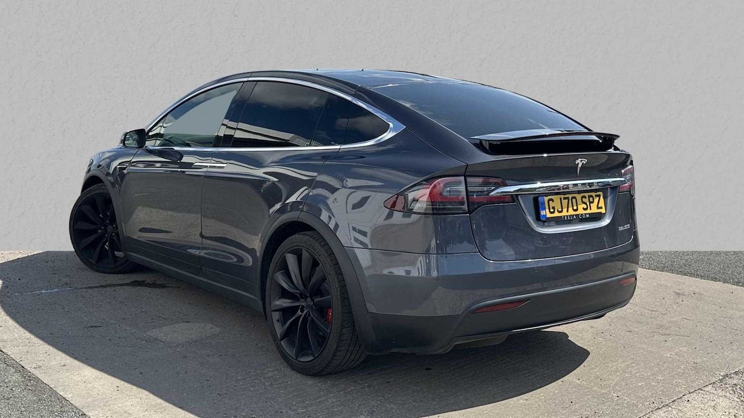 Used Tesla Model X 2020 for sale - 76170036: Photo 2
