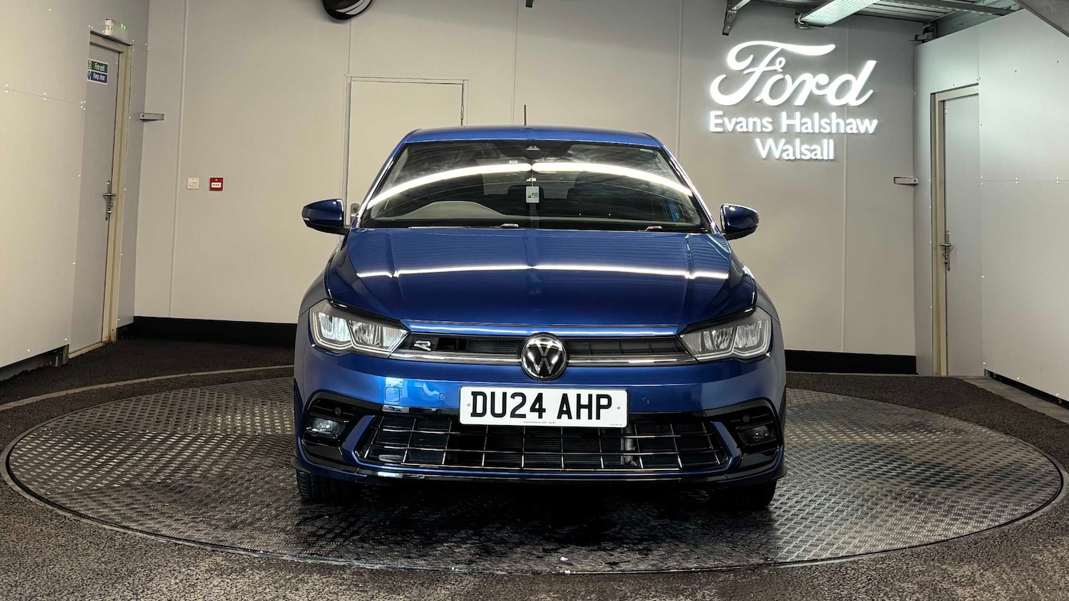 Used Volkswagen Polo 2024 for sale - 77397966: Photo 2