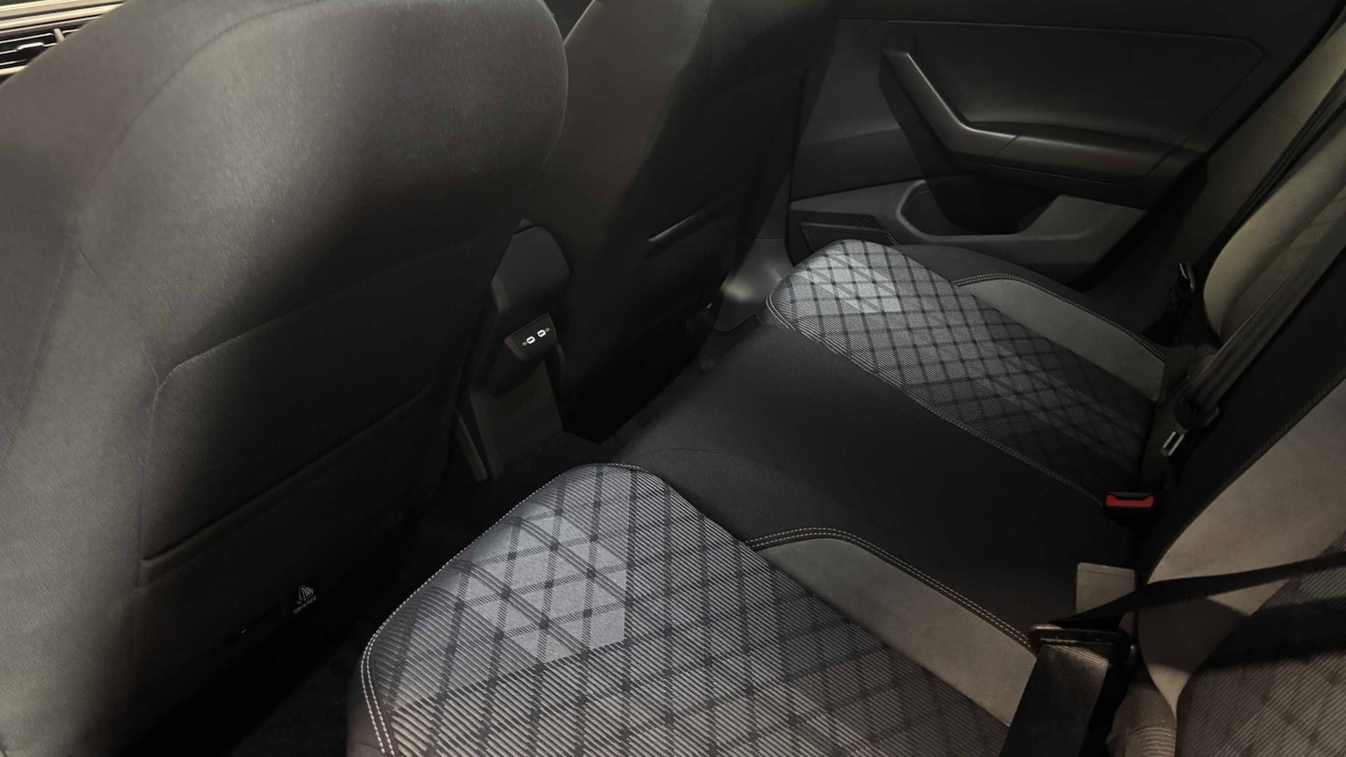 Used Volkswagen Polo 2024 for sale - 77397966: Photo 25