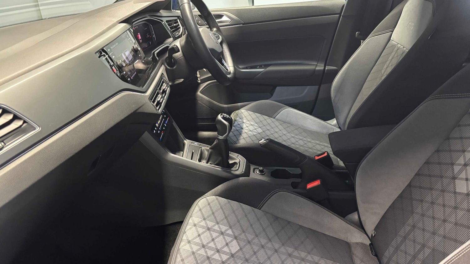 Used Volkswagen Polo 2024 for sale - 77397966: Photo 28