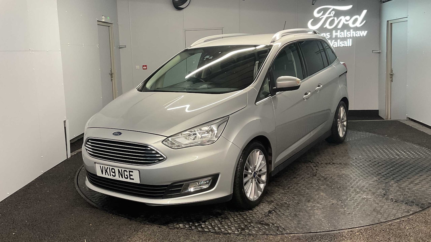Used Ford Grand C-Max 2019 for sale - 76298509: Photo 3