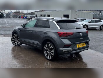 Used Volkswagen T-Roc 2018 for sale - 77552974: Photo