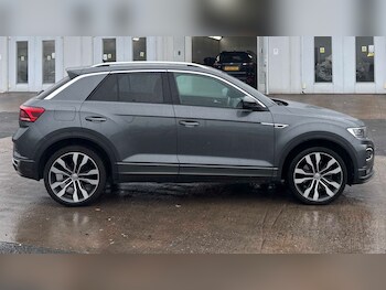 Used Volkswagen T-Roc 2018 for sale - 77552974: Photo