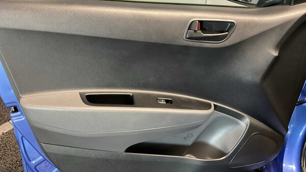 Used Hyundai i10 2018 for sale - 76205245: Photo 23